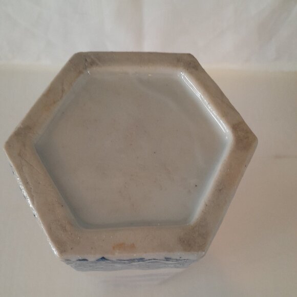 VTG Ceramic Octagonal Blue & White Stem Vase - Picture 4 of 6